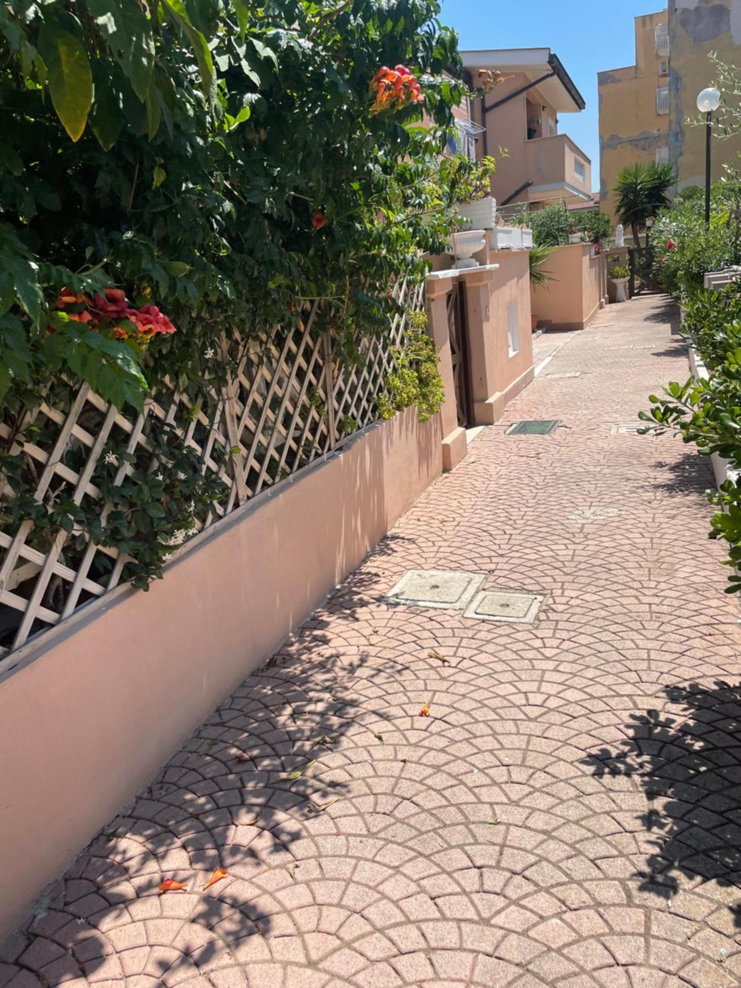House Turi Apartamento Ardea Exterior foto